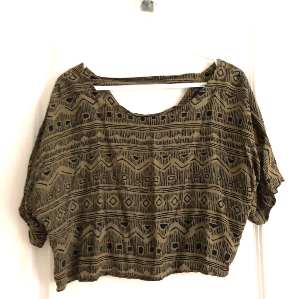 Forever 21 Cage back Crop